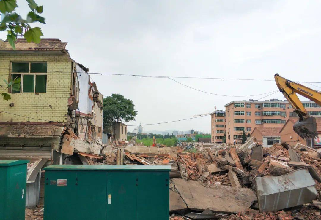 佛山瓷砖生产基地外迁哪里了,佛山陶瓷店现状