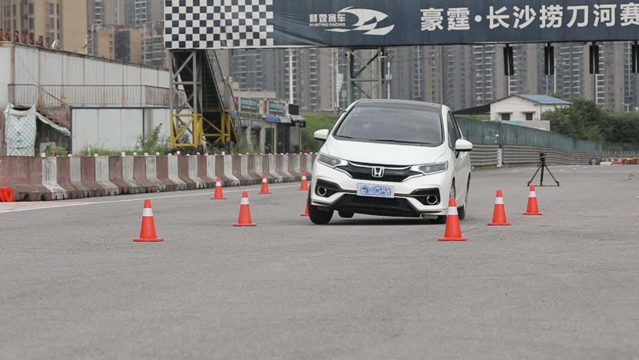 飞度gk5超跑颜宇鹏,本田飞度gk5详细介绍
