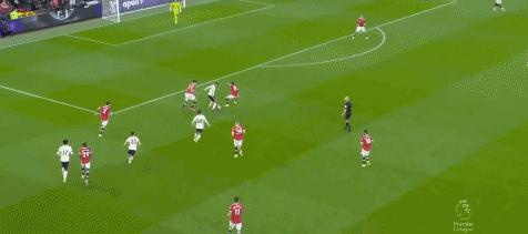 足坛前腰十大球员,足坛十大头球前锋