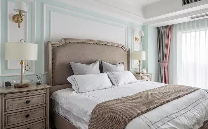 床头背景别刷大白墙,家里刮大白的半墙板床头效果图