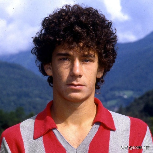 光头维亚利,光头队长出场完整版