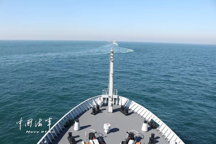 潜水沉底训练,潜泳20米憋气训练