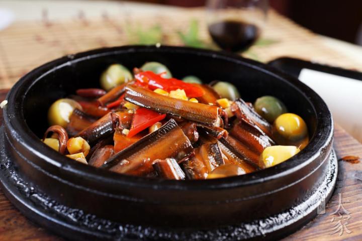 关爱乳腺女性节是几号,妇女节关爱女性健康的活动主题