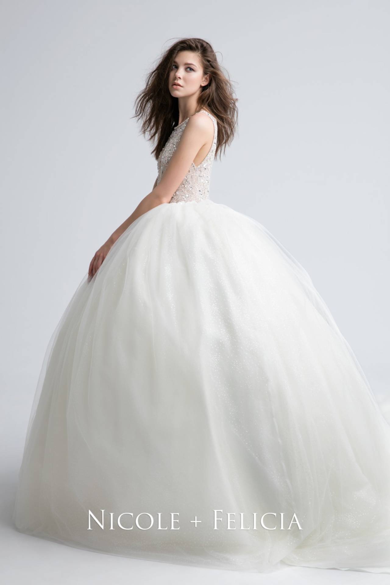 nicolestgillesparis品牌,nicolefelicia香槟色