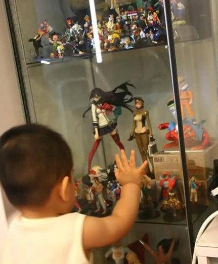 千万手办被亲戚家的孩子弄坏,亲戚小孩弄坏上万手办会怎么样