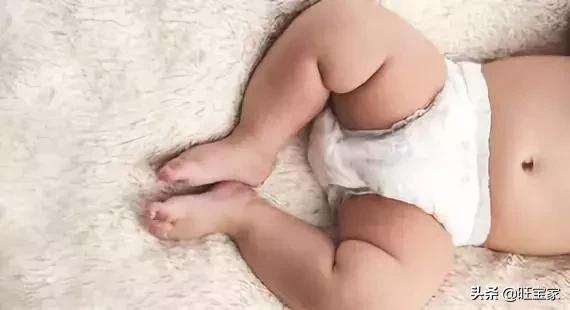 林允儿天使照,林允儿o型腿怎么变直的