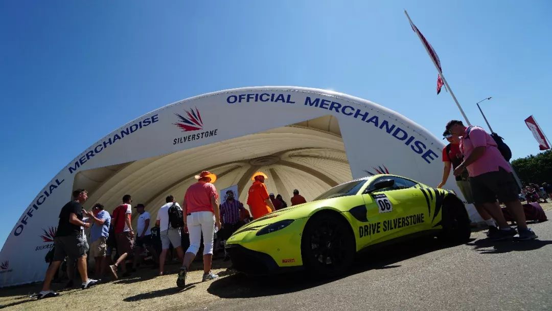 f1红牛车队阿斯顿马丁,阿斯顿马丁f1赛车队