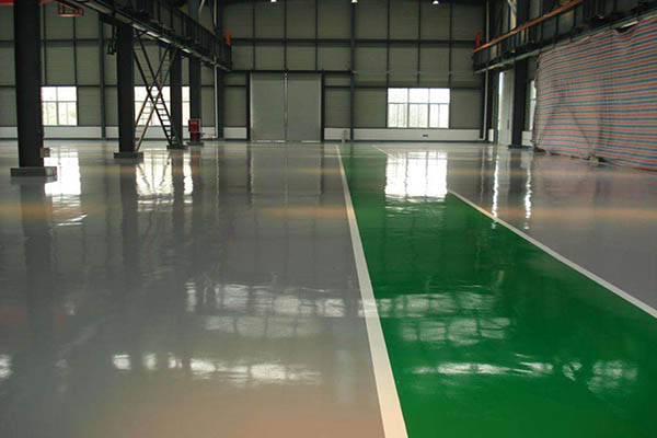 生产环氧地坪漆公司有毒吗,车库地面环氧地坪漆有毒吗