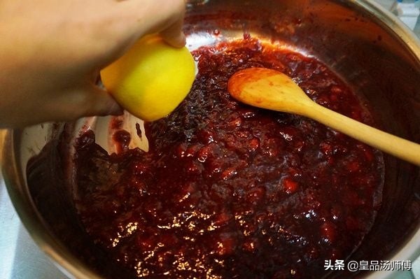 天然草莓果酱怎么弄,草莓罐头可以做草莓果酱吗