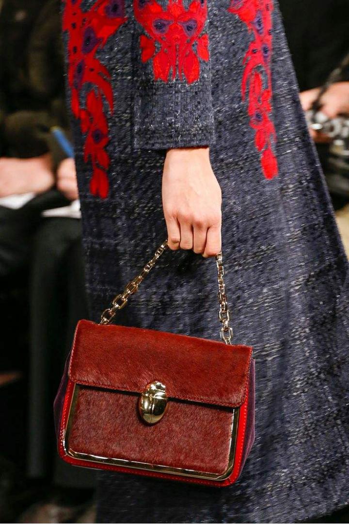 小众轻奢日常包包品牌排行榜,轻奢小众高级感包包品牌