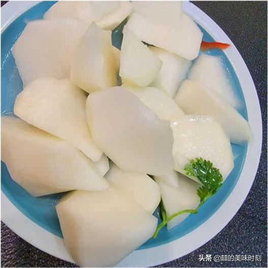 一个人穷游中国临夏手抓羊肉,临夏手抓羊肉真正做法的用料