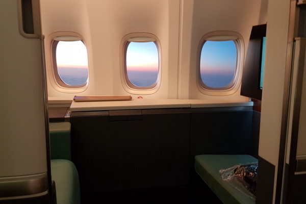 大韩航空787-9头等舱,大韩航空747-8商务舱体验去美国