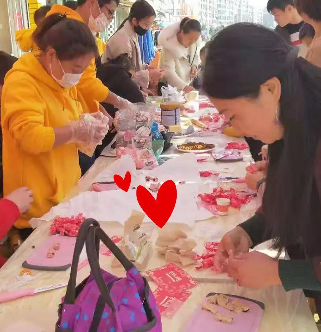 可瑞乐做的牛轧糖很甜心，有你陪伴的时光很幸福