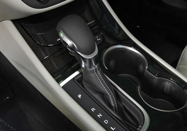 为什么威朗越来越便宜,为啥威朗开着比卡罗拉稳