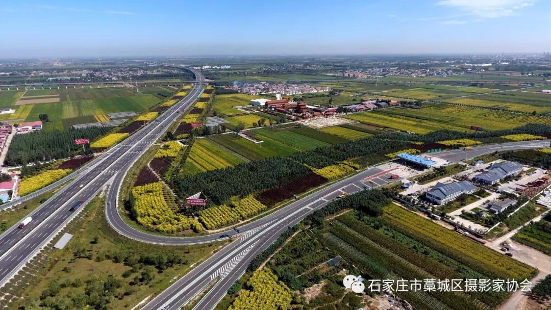 鍧愭嫢鍥涗釜涓栫晫涔嬫渶,钘佸煄鏄憲鍚嶇殑涓夊涔嬩埂