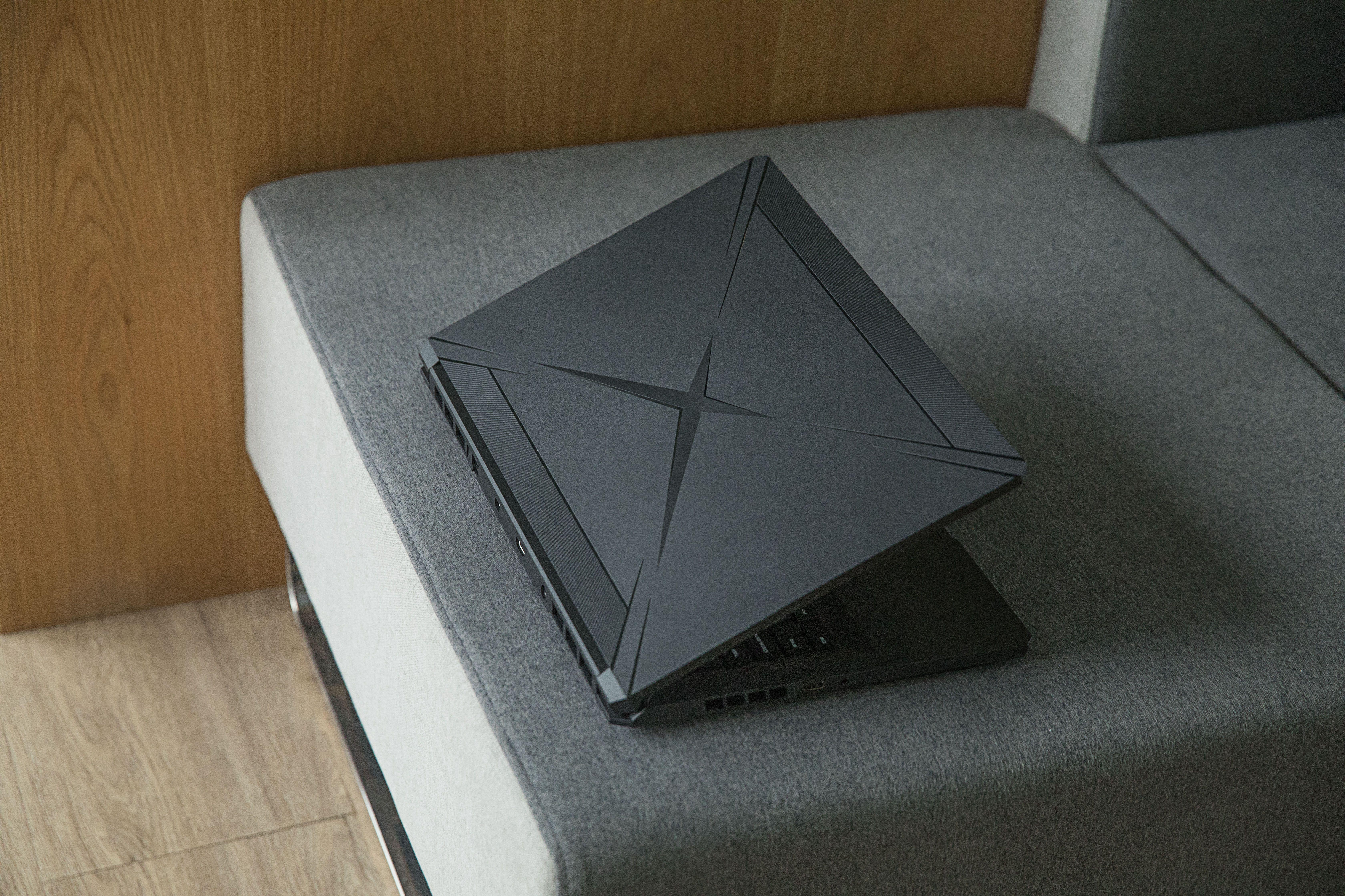 苹果macbookpro20款和19款,苹果新款MacBookPro售价公布