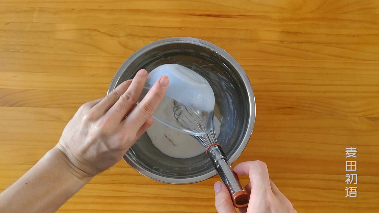 古早蛋糕蓬松软嫩不塌陷操作简单,8寸戚风模具古早味蛋糕做法