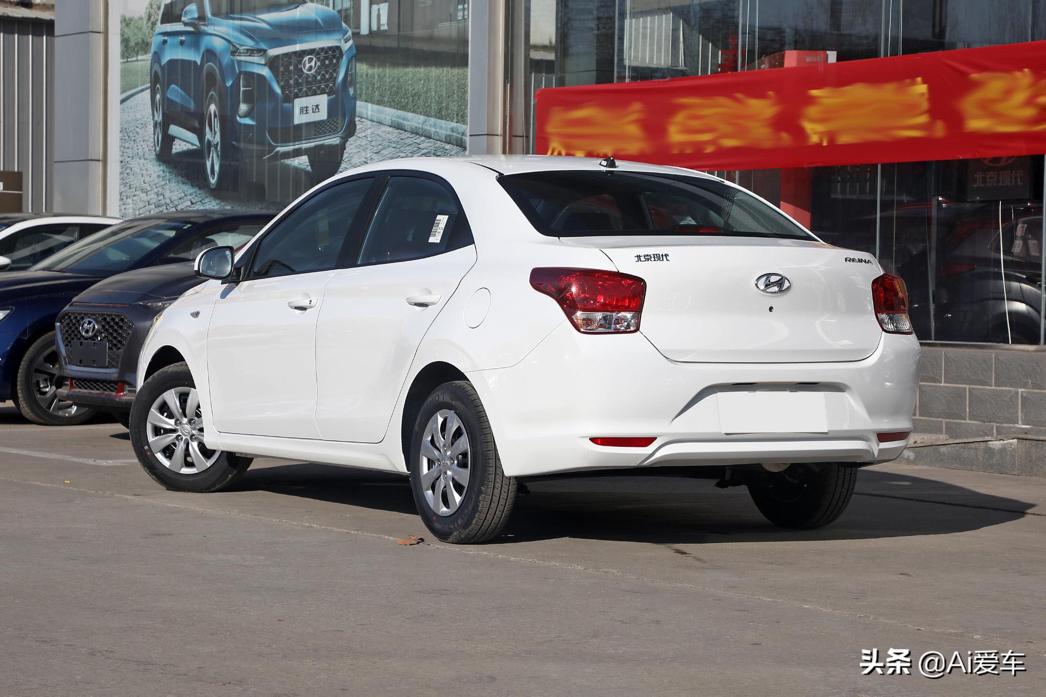 5.1l油耗是多少钱一公里,15年现代瑞纳手动测评