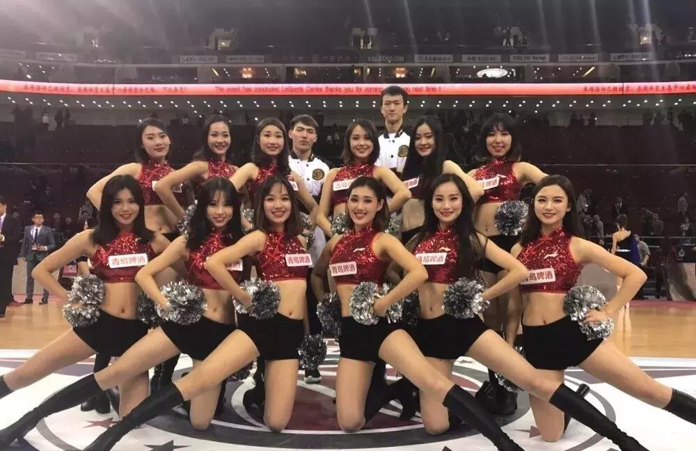 cba拉拉队最漂亮女神,李易峰cba打篮球视频