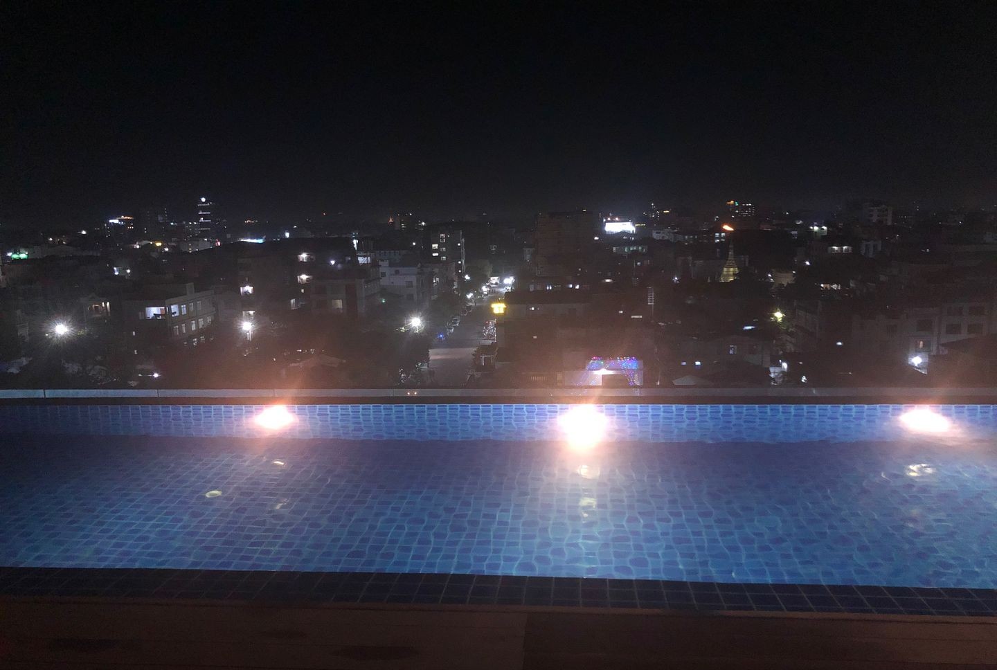 一起来看看我的旅途中看到的缅甸