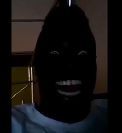 宝马x6全黑版夜间街拍,x6宝马最黑的车