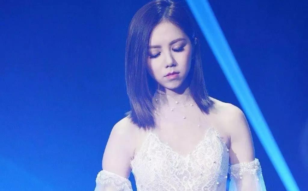 怎么区分大骨架还是小骨架？分别该走怎样的气质路线呢？