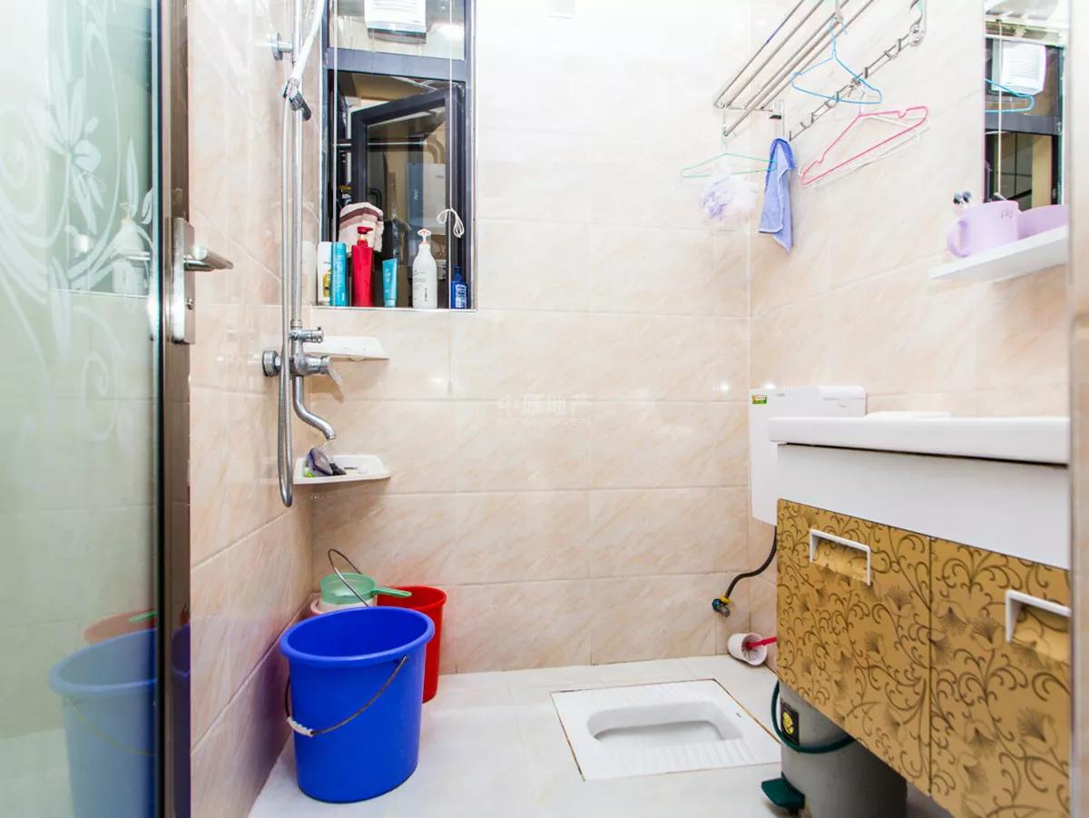 200万在深圳能买到什么样的别墅,深圳目前最值得购买的住宅