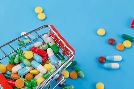 79岁高血压心脏房颤能活多久,高血压导致的阵发性房颤能治愈吗