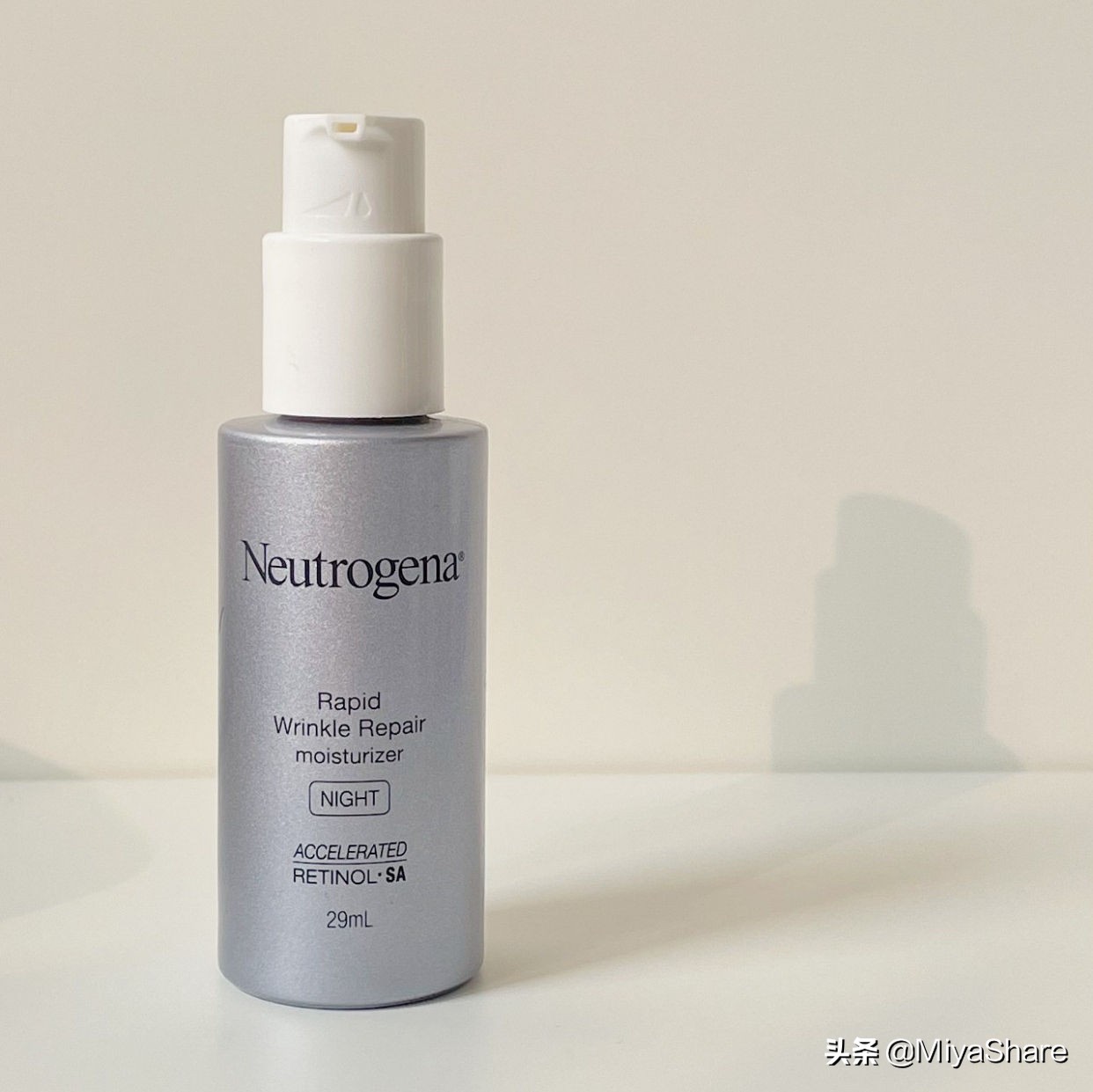 初抗老护肤品推荐a醇,抗老精华扛把子a醇