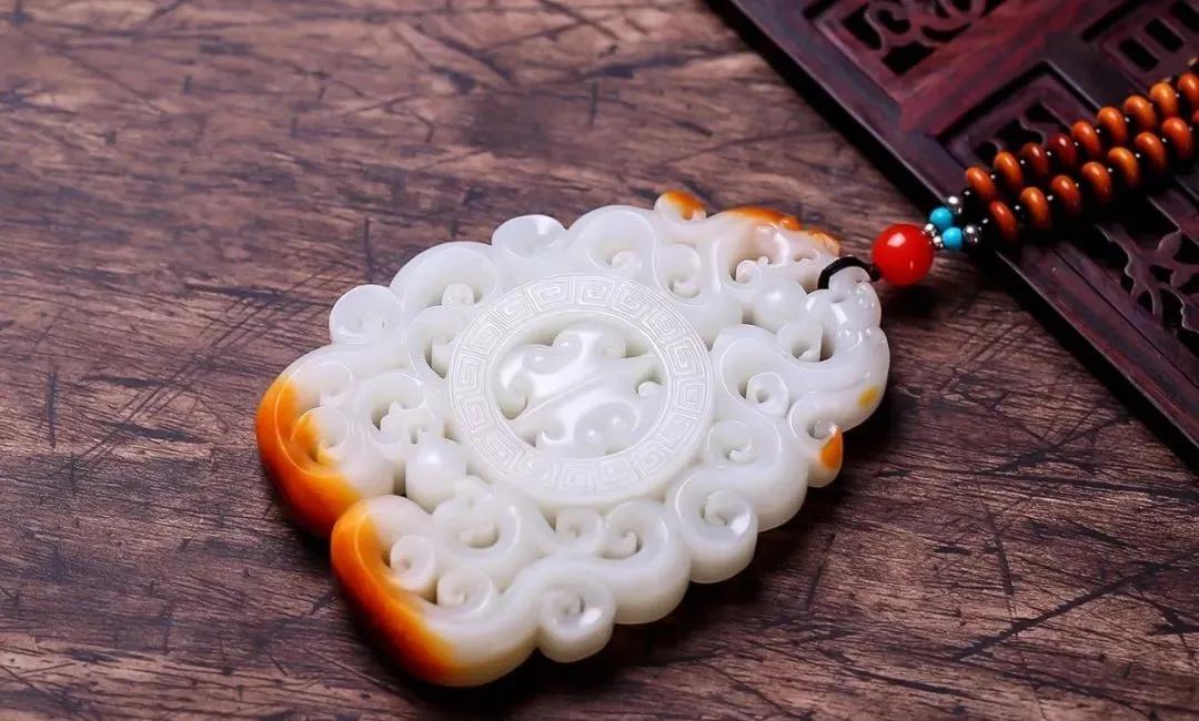 怎样买玉最好不被骗,在什么地方买玉比较靠谱