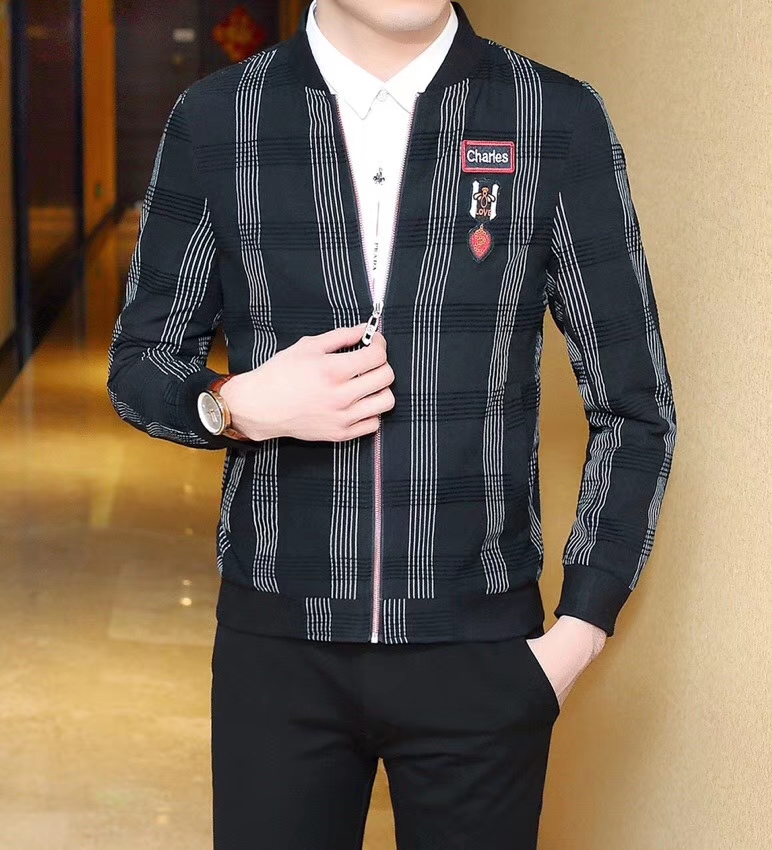 古驰巴宝莉普拉达,巴宝莉古奇是一个档次吗