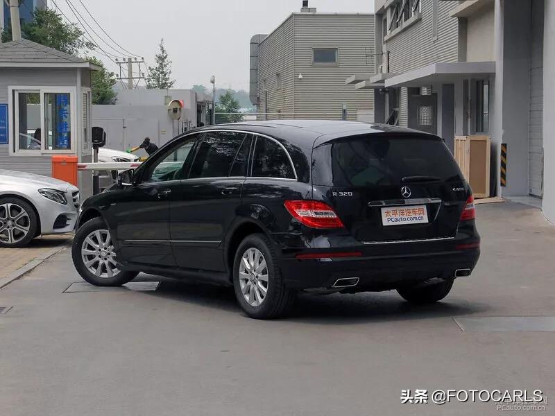 2017款奔驰r320豪华型测评,奔驰r320商务臻藏版2017评测