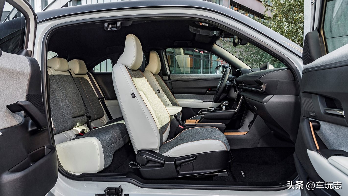 马自达发布mx-530周年纪念版,全新马自达MX-30