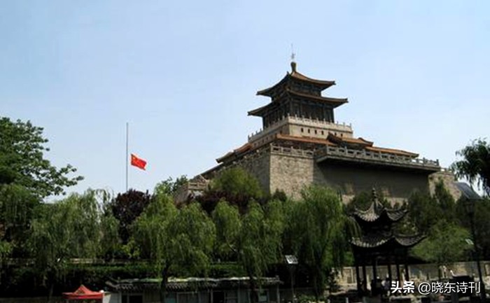 「黎明拾穗」43期诗词41首，首页篇篇造网红，风流戏子逞英雄