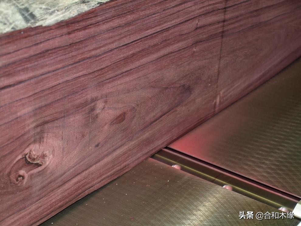 所罗门大叶紫檀和卢氏黑黄檀,黑檀与大叶紫檀哪个更好