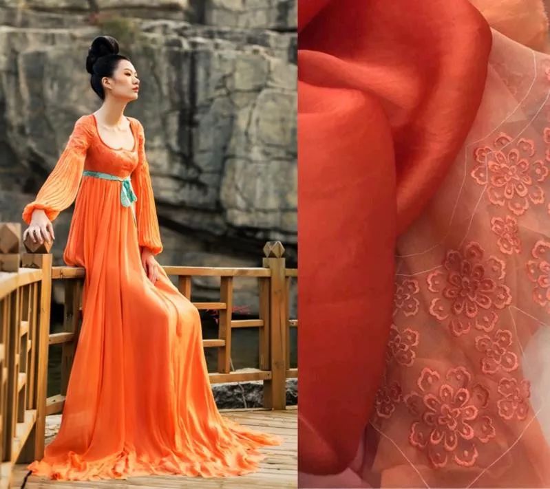 红花、板蓝根还能做衣服染料?她设计的传统服饰比欧美大牌还时尚