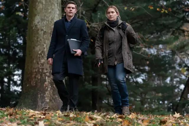 三伏天追《东城梦魇》，一定会兴味盎然，击掌称快