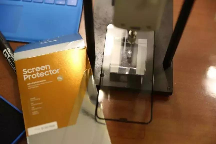 苹果钢化玻璃膜推荐防尘,苹果手机怎么样自己揭下钢化膜