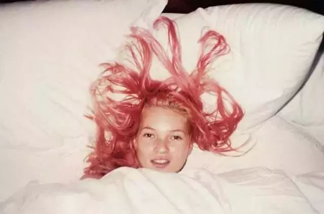 粉色原来是男性代表色吗,粉色系高级色