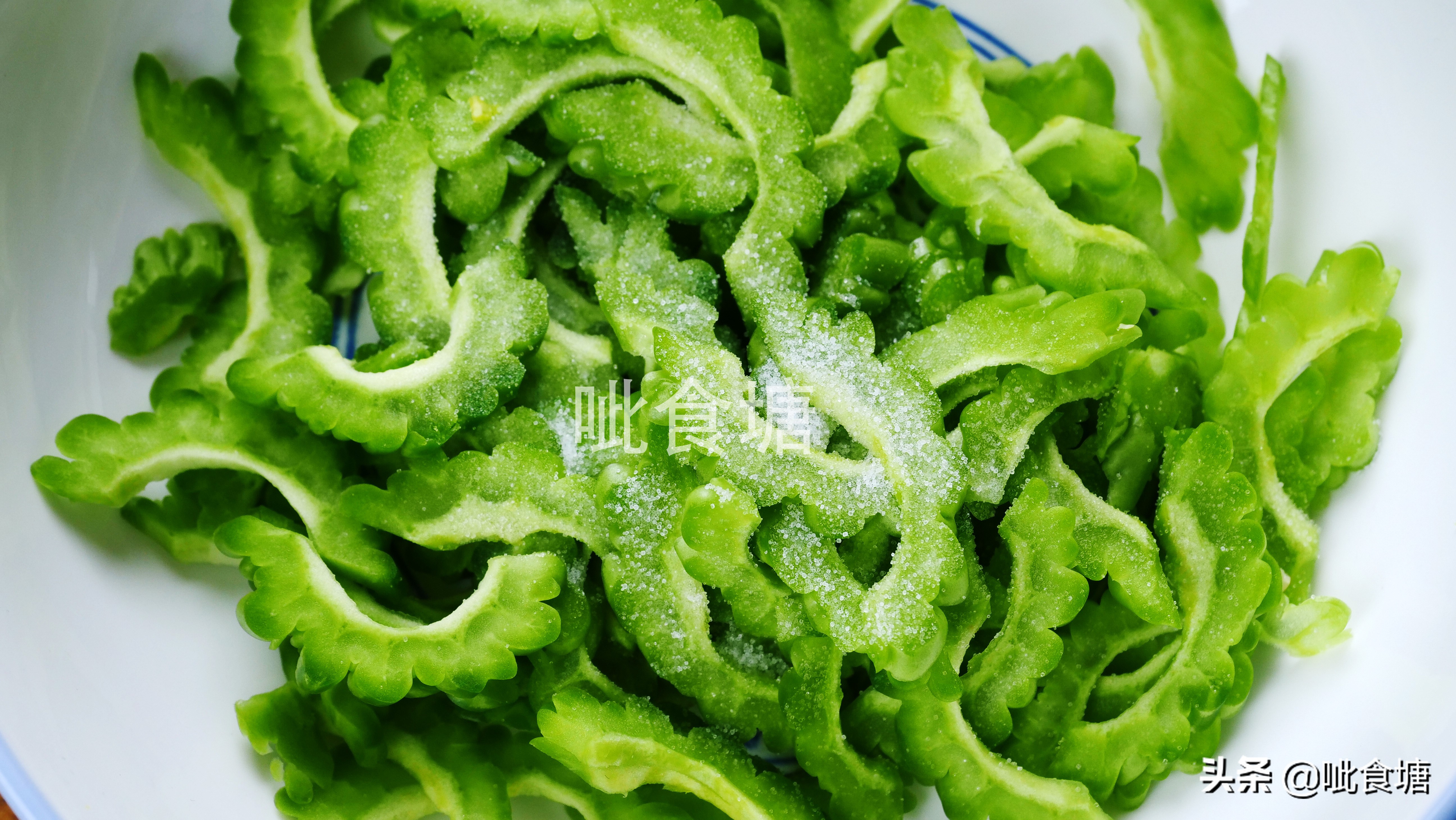 想吃苦瓜有好处吗,想生吃苦瓜怎么处理