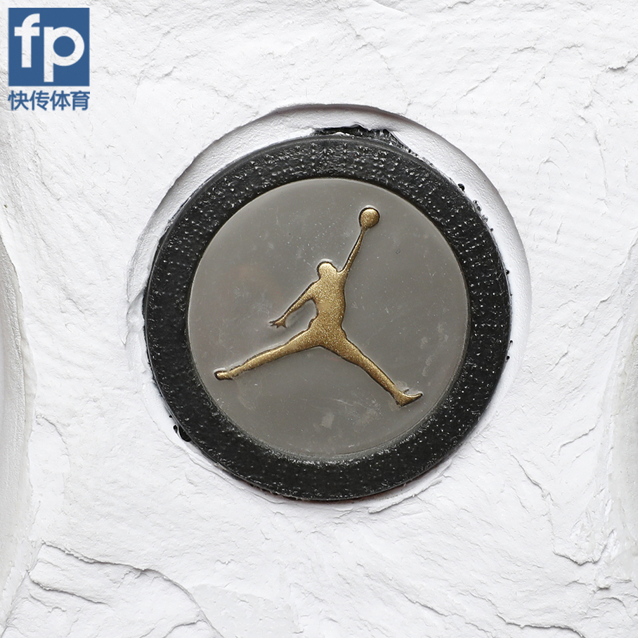 剖开中底寻真相，AJ33卡脚原因大揭秘