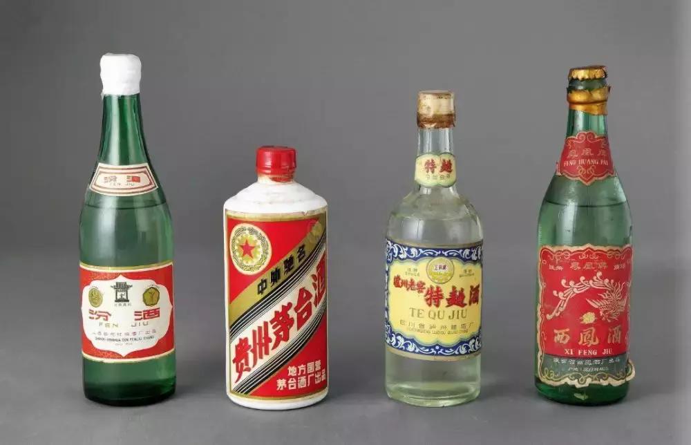 瑗垮嚖閰掓劅鍙楀崈骞寸櫧閰掔殑鐙壒榄呭姏,閲嶈蛋涓濈桓涔嬭矾鎰熷彈涓浗鏂囧寲