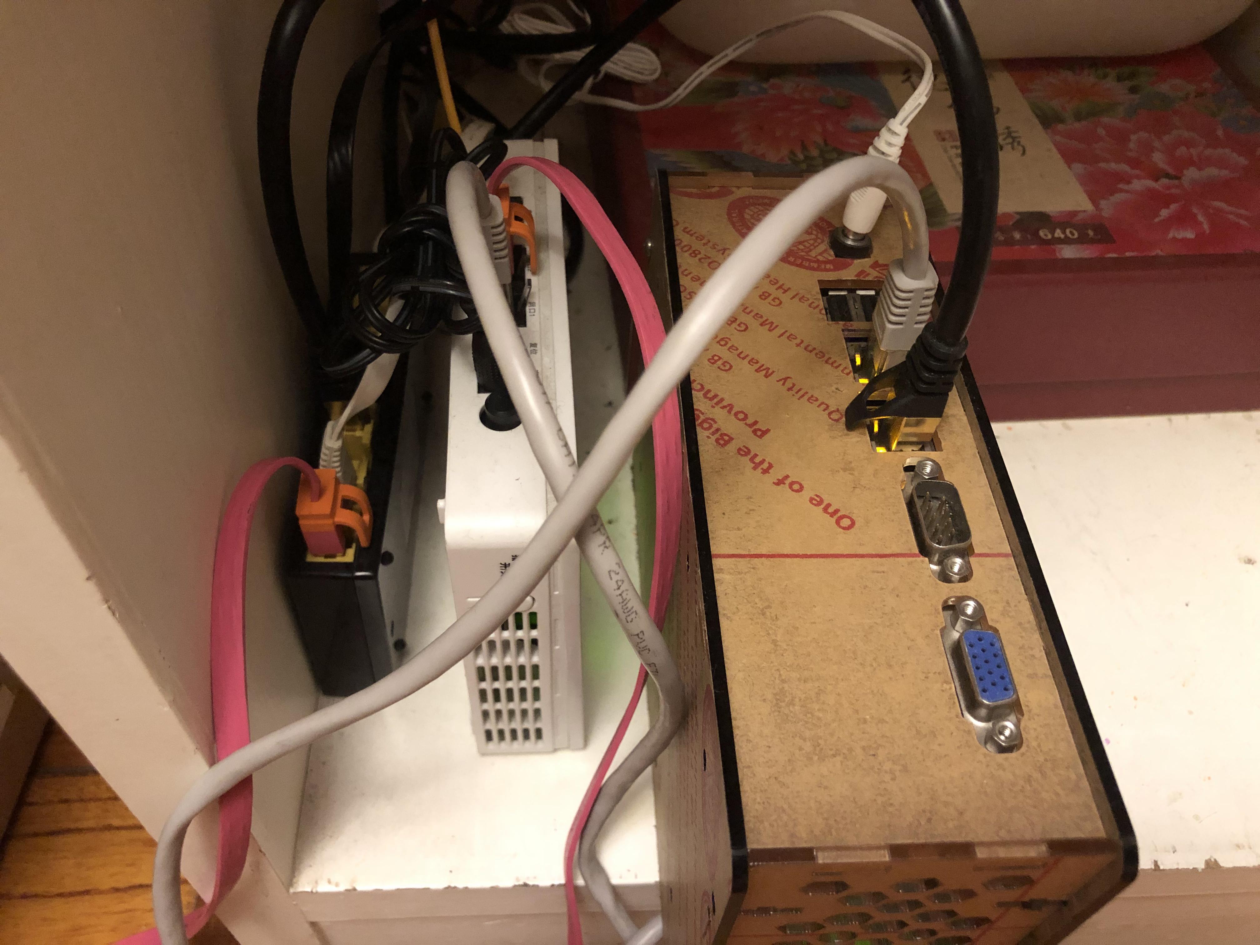 一根网线如何同时使用电视及网络,单根网线连接网络和电视