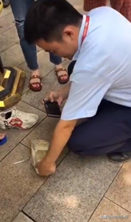 被别人的车压脚了需要赔偿多少钱,被车压脚了应该怎么赔偿