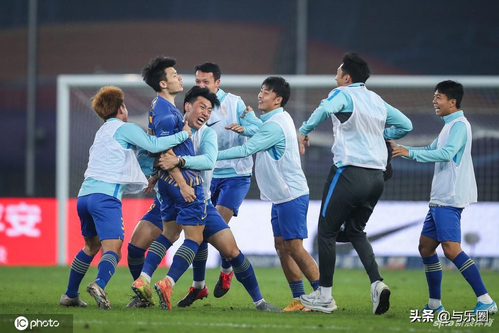 中超天王山之战恒大上港,中超恒大2-1胜苏宁回放