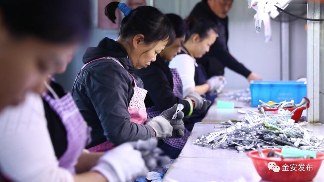 厉害了我的村视频,厉害了我的乡村