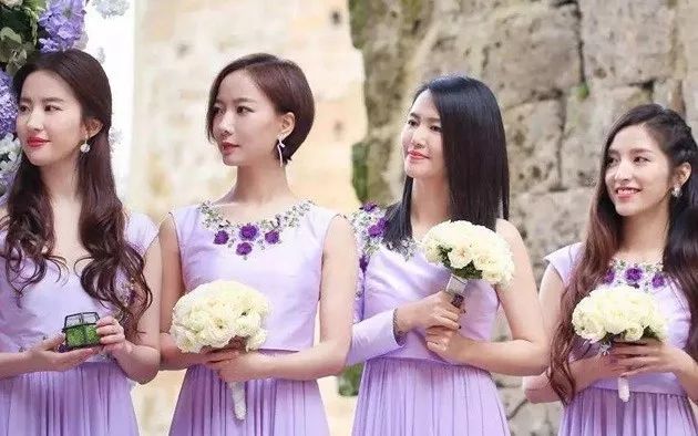 10月参加婚礼衣服搭配,参加10月份婚礼穿什么衣服好