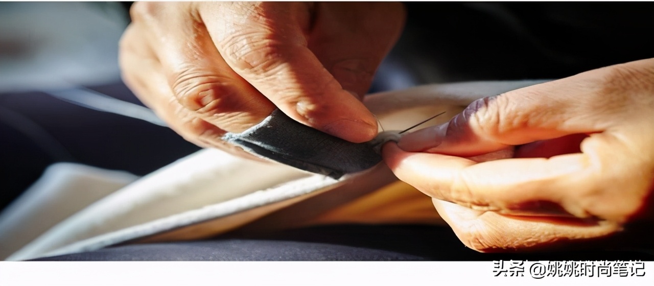 双面羊绒大衣为什么很薄,双面羊绒大衣为何有的软有的硬