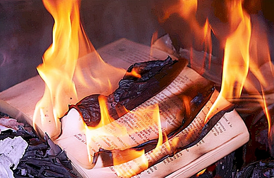 爱因斯坦的预言一切皆有定数,爱因斯坦说命运是什么