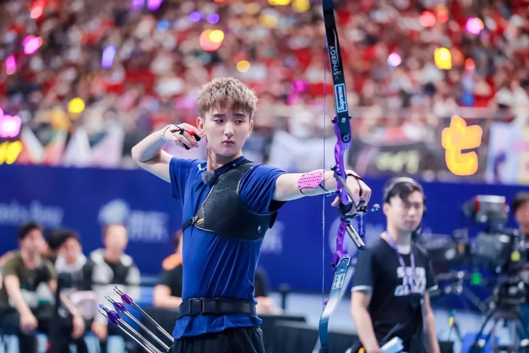 这场艺人跨界运动会，竟然让射箭馆的客流涨了三倍！